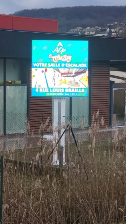 Construction massif béton Bourgoin-Jallieu, Bourgoin-Jallieu, KS Maçonnerie