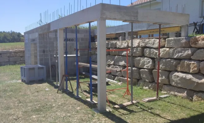 chantier Pool House sur Saint Didier de la Tour, Bourgoin-Jallieu, KS Maçonnerie