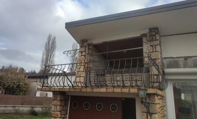 Rénovation d'une façade en maçonnerie à Bourgoin_Jallieu, Bourgoin-Jallieu, KS Maçonnerie