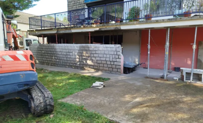 Rénovation et démolition des murs porteurs d'une terrasse/balcon à La Tour du Pin, Bourgoin-Jallieu, KS Maçonnerie