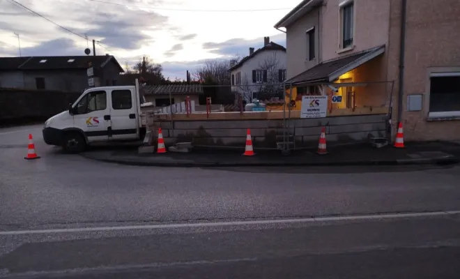 Réhabilitation d'un mur de clôture à Saint Victor de Cessieu, Bourgoin-Jallieu, KS Maçonnerie