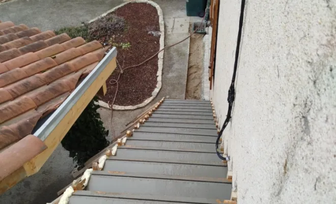 Réalisation d'escalier et dallage autour de l'agrandissement + ouverture dans mur pisé à Paladru, Bourgoin-Jallieu, KS Maçonnerie