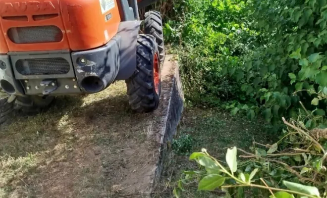 Terrassement étroit à l'Isle d'Abeau, Bourgoin-Jallieu, KS Maçonnerie