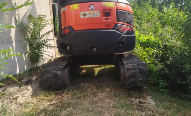 Terrassement étroit à l'Isle d'Abeau, Bourgoin-Jallieu, KS Maçonnerie