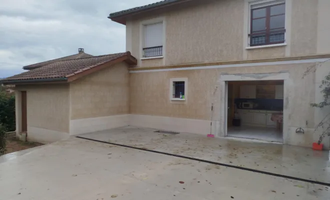 Création d'une terrasse à l'Isle d'Abeau, Bourgoin-Jallieu, KS Maçonnerie