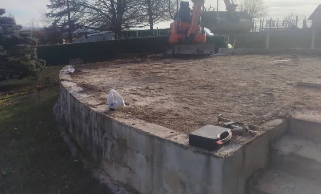Création d'un espace terrasse en béton désactivé sur Rochetoirin, Bourgoin-Jallieu, KS Maçonnerie