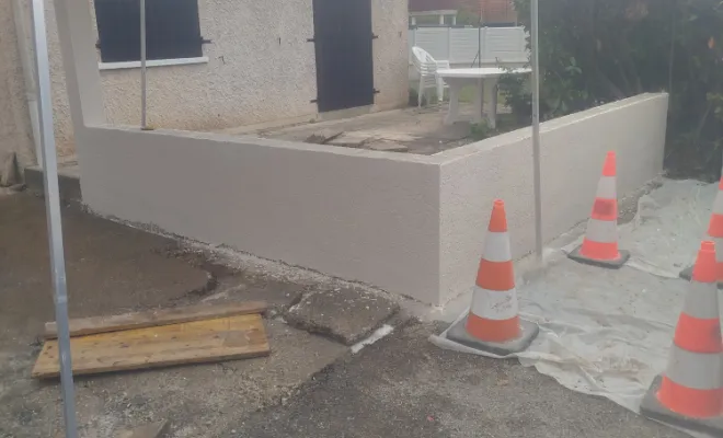 Mur de clôture à la Verpillière, Bourgoin-Jallieu, KS Maçonnerie