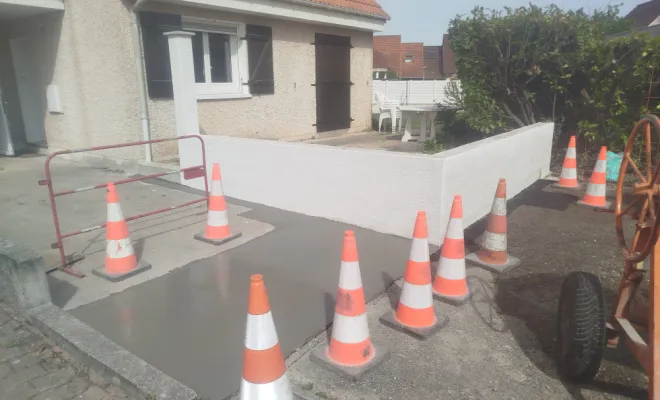 Mur de clôture à la Verpillière, Bourgoin-Jallieu, KS Maçonnerie