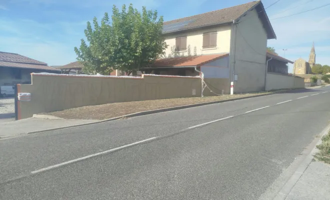 Crépi d'un mur à Rochetoirin, Bourgoin-Jallieu, KS Maçonnerie